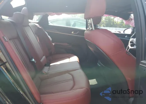 2025 Kia K5 Gt Line z USA, uszkodzony, nr VIN KNAG64J73S5325096